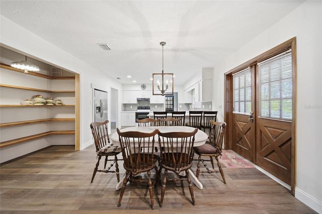 7010 DOREEN STREET, Tampa, FL 33617