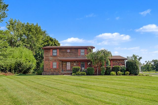 105 Sonoma Dr, Lafayette, TN 37083