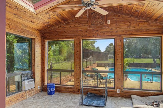 105 Sonoma Dr, Lafayette, TN 37083