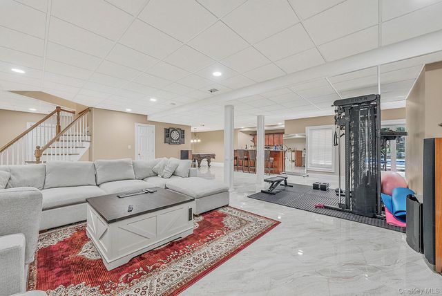 3 Dionne Court, Northport, NY 11768