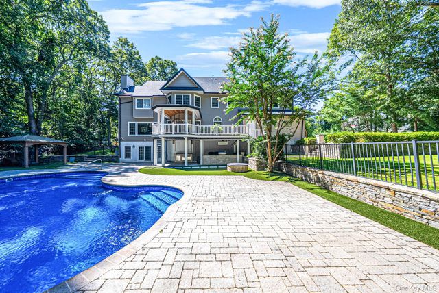 3 Dionne Court, Northport, NY 11768
