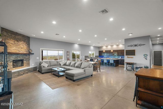 16276 E Empire View Road, Vail, AZ 85641
