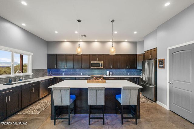 16276 E Empire View Road, Vail, AZ 85641