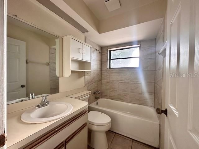 32801 LAKE SQUARE COURT, Leesburg, FL 34788