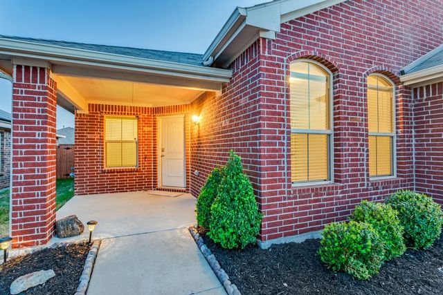 908 Watson Way, Crowley, TX 76036