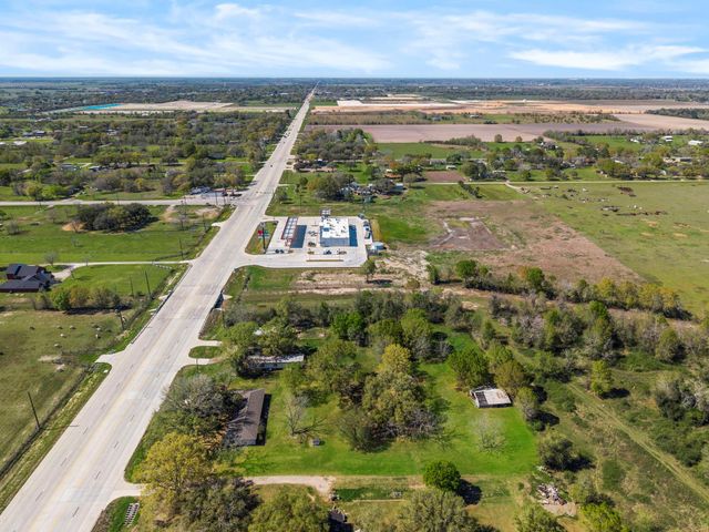 15727 Highway 36, Needville, TX 77461