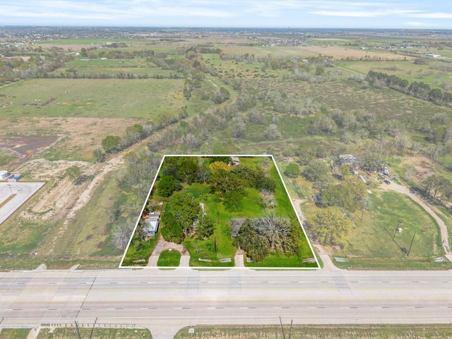 15727 Highway 36, Needville, TX 77461