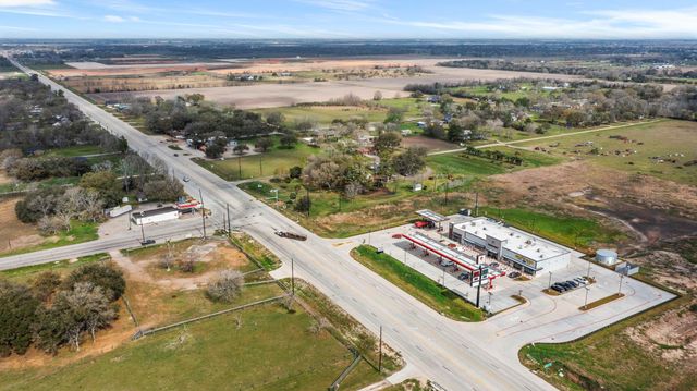 15727 Highway 36, Needville, TX 77461