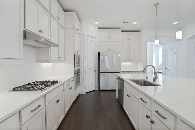 1328 Viridian Park Lane, Arlington, TX 76005