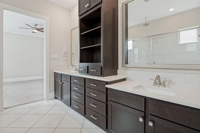 1328 Viridian Park Lane, Arlington, TX 76005