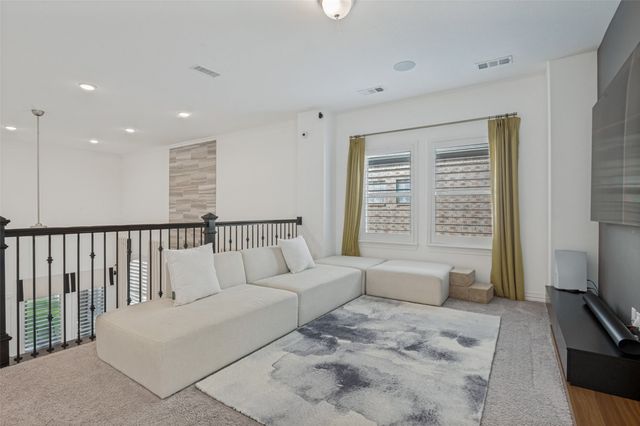 1328 Viridian Park Lane, Arlington, TX 76005