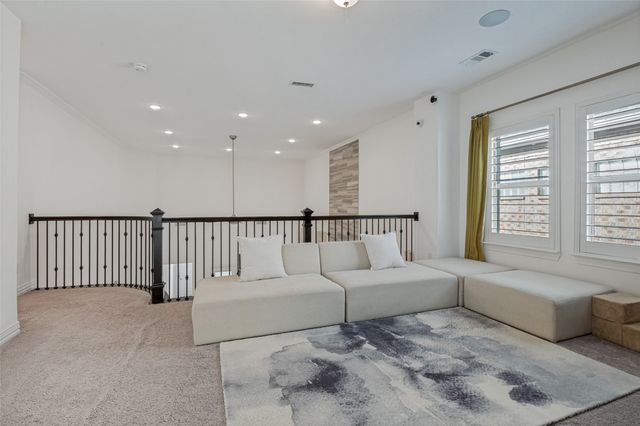 1328 Viridian Park Lane, Arlington, TX 76005
