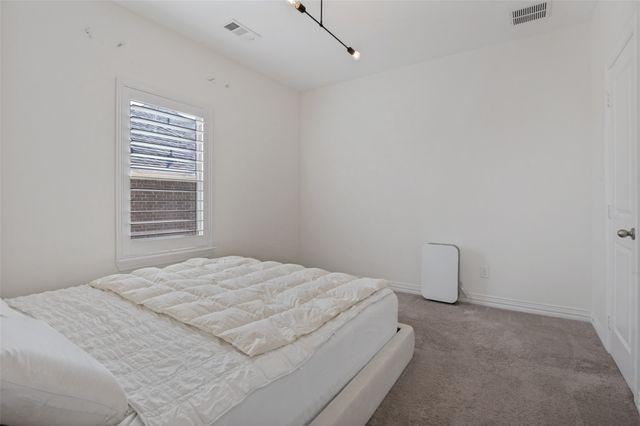 1328 Viridian Park Lane, Arlington, TX 76005