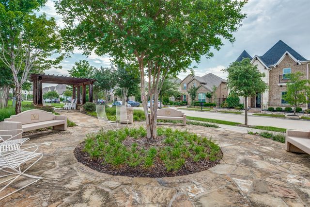 1328 Viridian Park Lane, Arlington, TX 76005