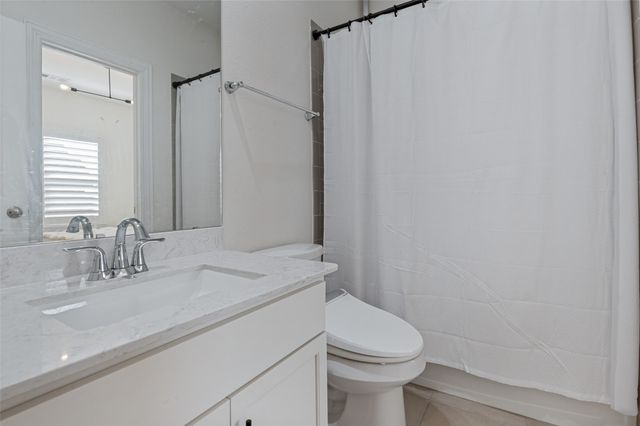 1328 Viridian Park Lane, Arlington, TX 76005
