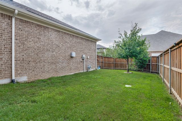1328 Viridian Park Lane, Arlington, TX 76005