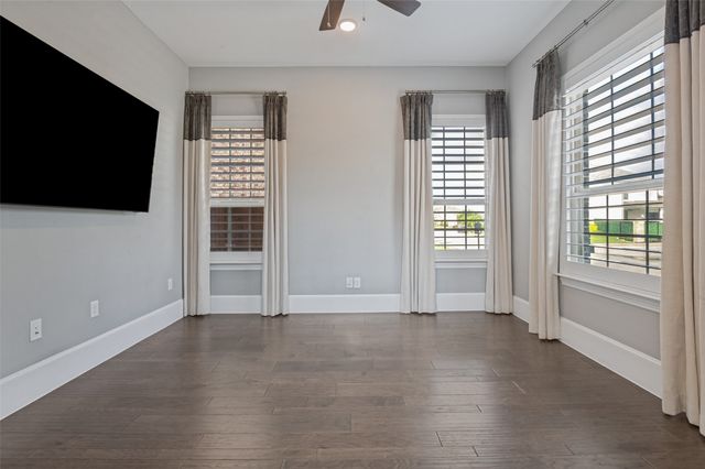 1328 Viridian Park Lane, Arlington, TX 76005