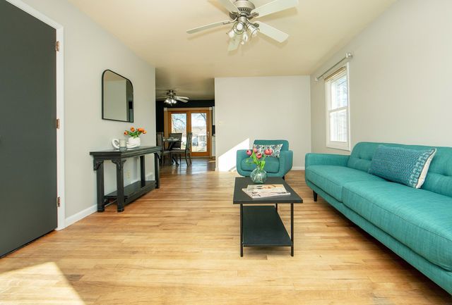 1021 2nd St SE, Waverly, IA 50677