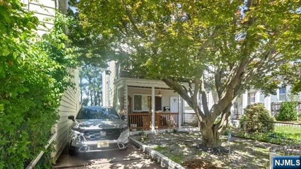 58 Henderson Street, Paterson, NJ 07501