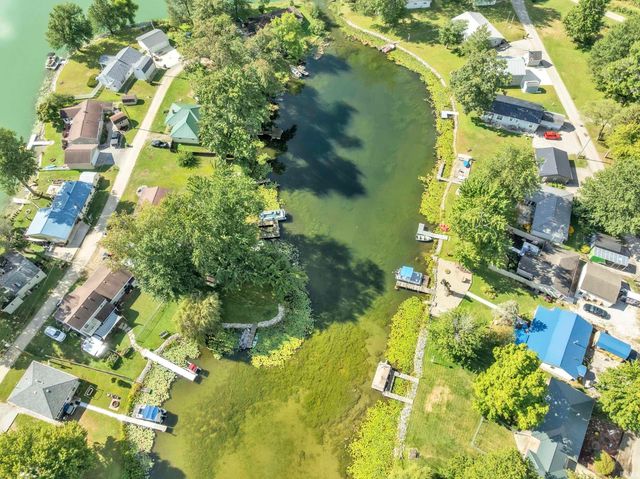 11930 E 690 S, Hudson, IN 46747