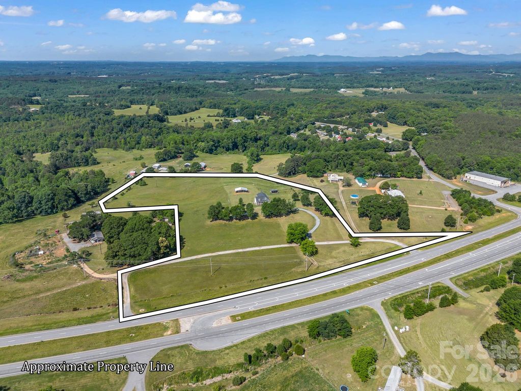 5412 US 221 Highway S, Forest City, NC 28043