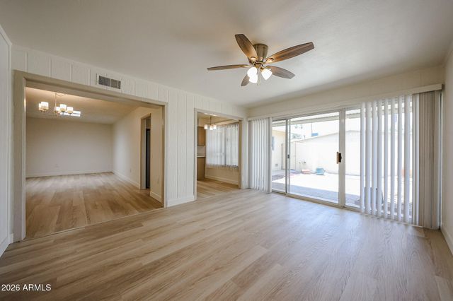10821 W THUNDERBIRD Boulevard, Sun City, AZ 85351