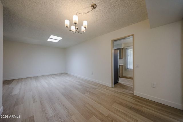 10821 W THUNDERBIRD Boulevard, Sun City, AZ 85351