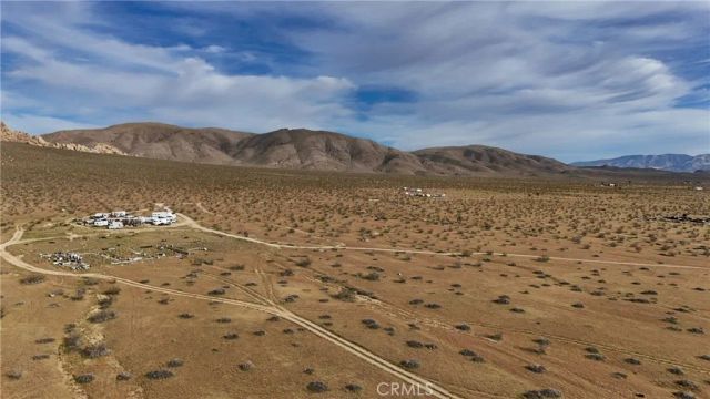 712 Oldenburg, Apple Valley, CA 92307