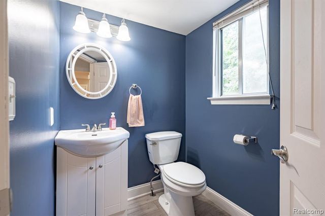 1642 Dancer Drive, Rochester Hills, MI 48307