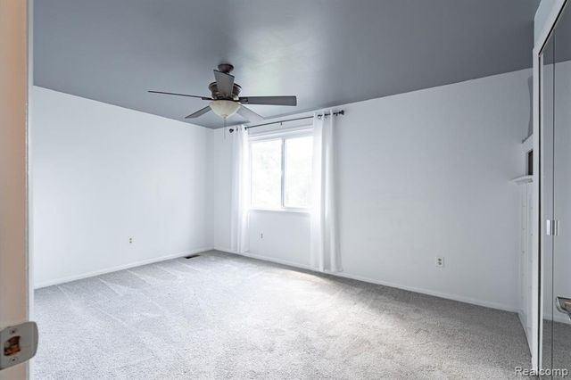 1642 Dancer Drive, Rochester Hills, MI 48307