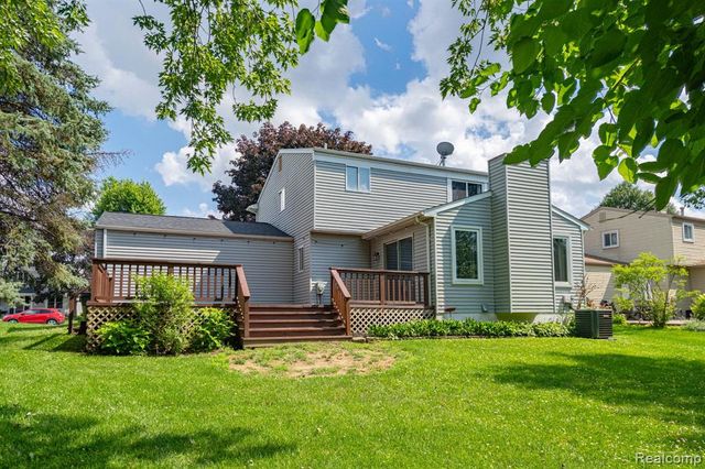 1642 Dancer Drive, Rochester Hills, MI 48307