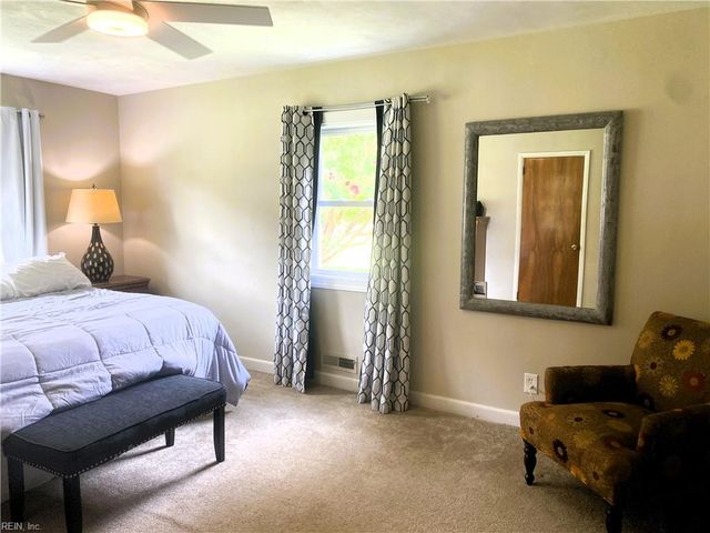 4416 Reynolds DR, Virginia Beach, VA 23455