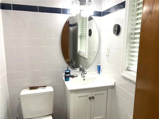 4416 Reynolds DR, Virginia Beach, VA 23455