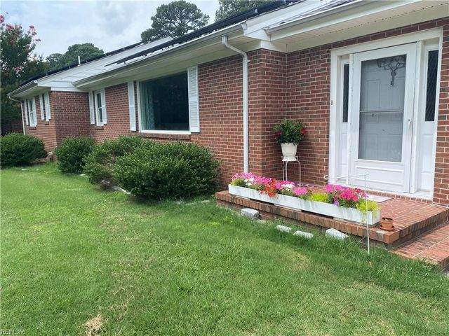 4416 Reynolds DR, Virginia Beach, VA 23455