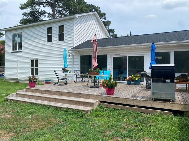 4416 Reynolds DR, Virginia Beach, VA 23455