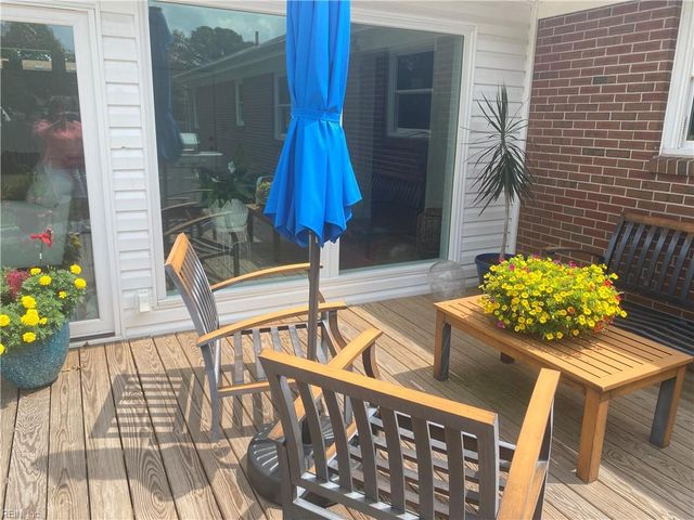4416 Reynolds DR, Virginia Beach, VA 23455