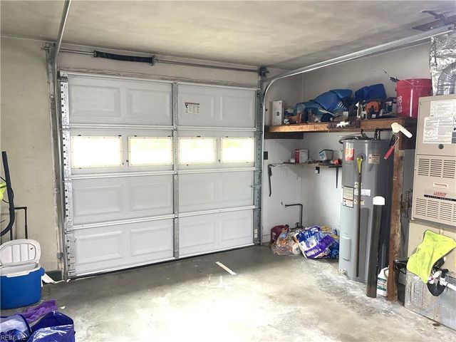 4416 Reynolds DR, Virginia Beach, VA 23455