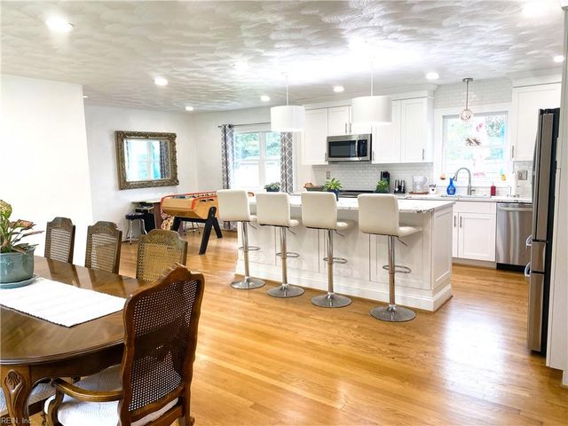 4416 Reynolds DR, Virginia Beach, VA 23455