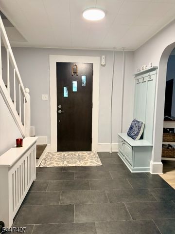 41 Hillside Ave, Dover Town, NJ 07801