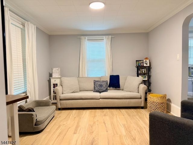 41 Hillside Ave, Dover Town, NJ 07801