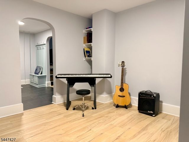 41 Hillside Ave, Dover Town, NJ 07801