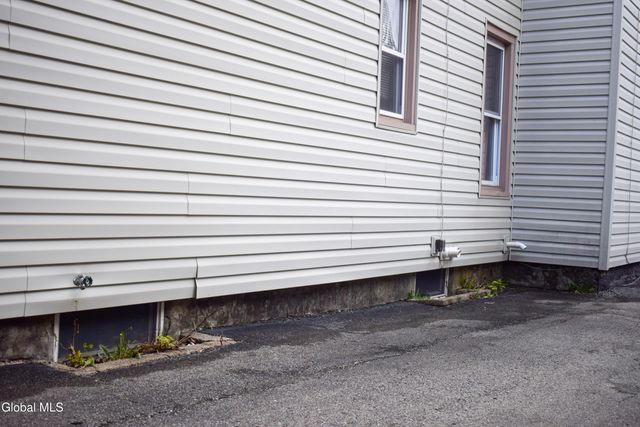 130 Spring Street, Gloversville, NY 12078