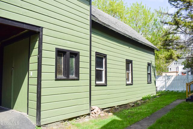 130 Spring Street, Gloversville, NY 12078