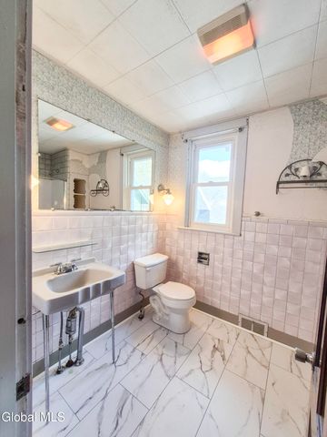 130 Spring Street, Gloversville, NY 12078