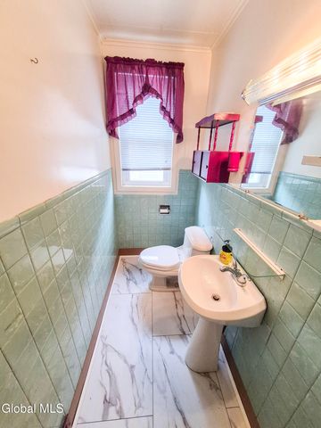 130 Spring Street, Gloversville, NY 12078