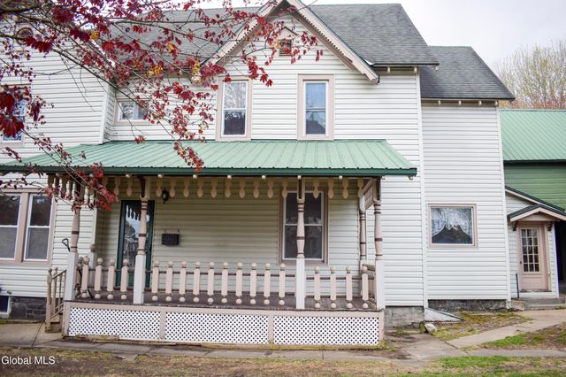 130 Spring Street, Gloversville, NY 12078