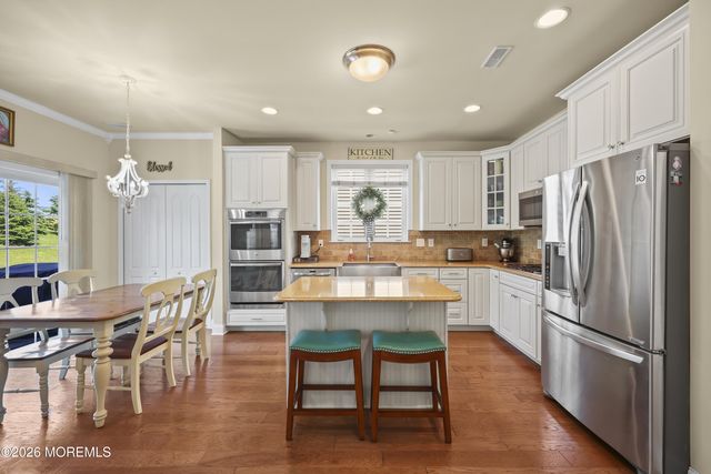 51 Mason Drive, Jackson, NJ 08527