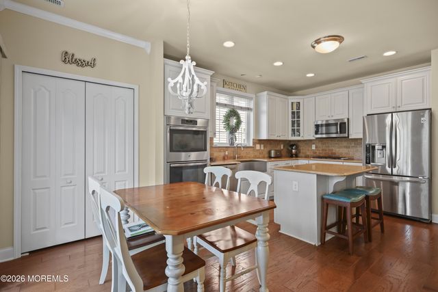 51 Mason Drive, Jackson, NJ 08527