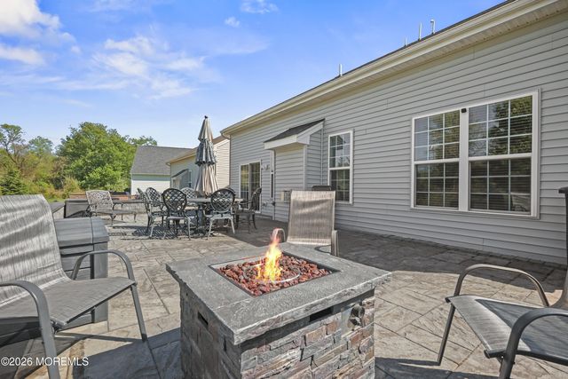 51 Mason Drive, Jackson, NJ 08527