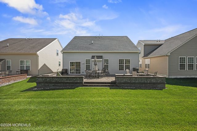 51 Mason Drive, Jackson, NJ 08527